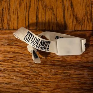 Taylor swift eras tour wrist band